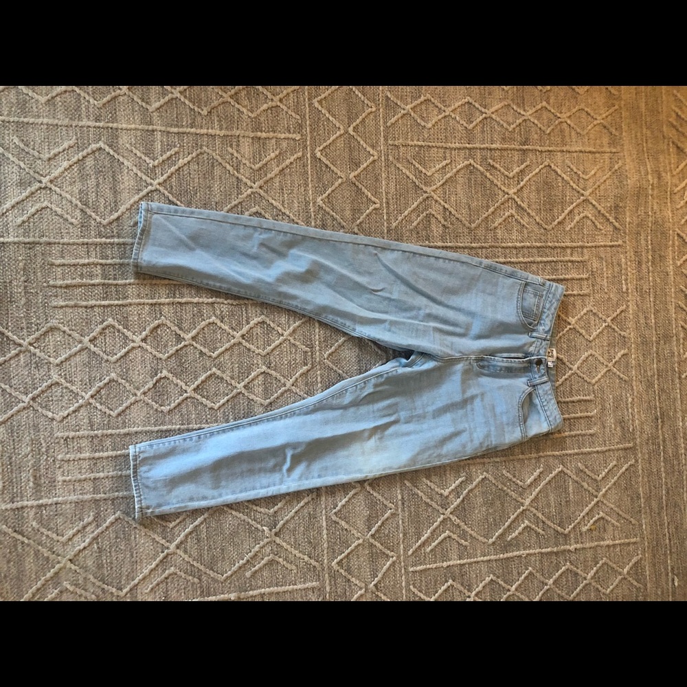 Light wash princess Polly jeans